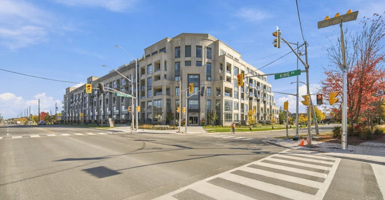 229-2075 King Road, King, ON, L7B 0R6 - 24