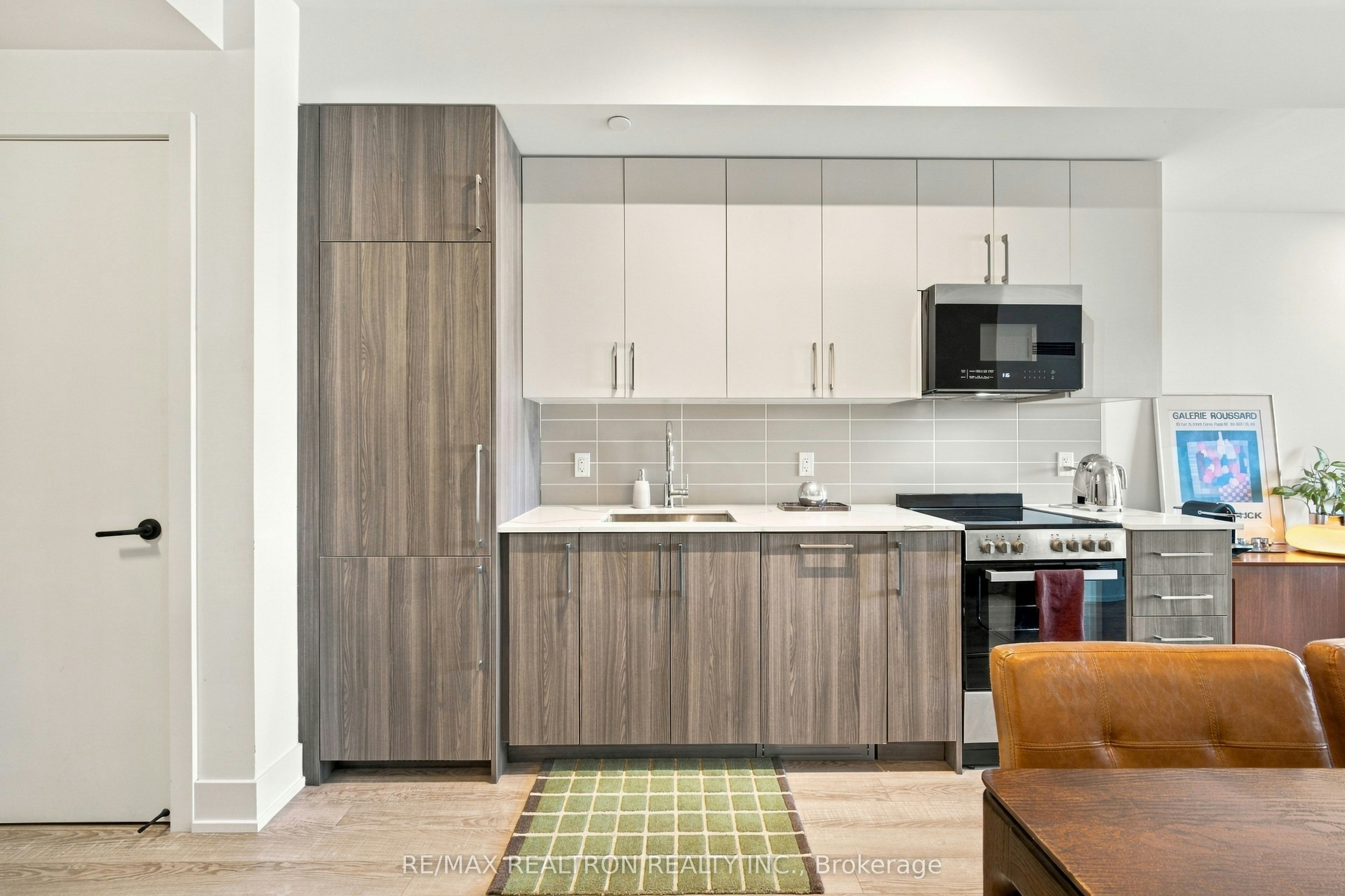 229-2075 King Road, King, ON, L7B 0R6 - 7
