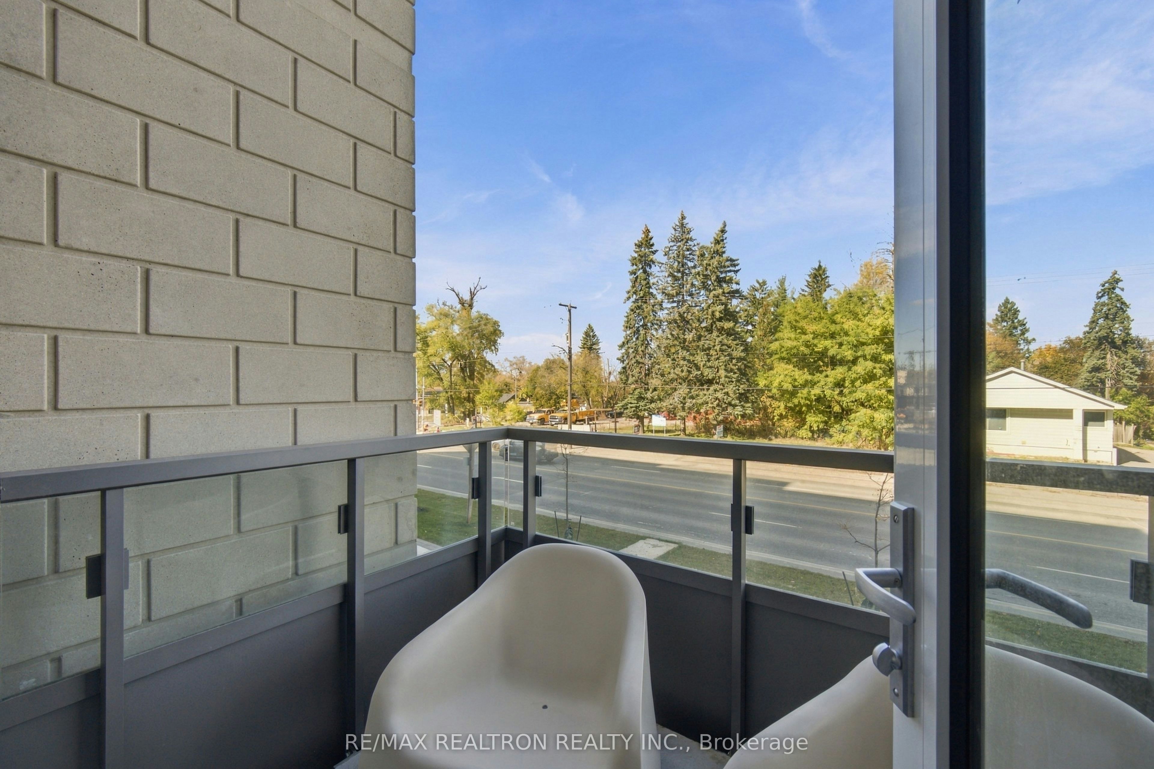 229-2075 King Road, King, ON, L7B 0R6 - 23