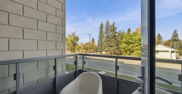229-2075 King Road, King, ON, L7B 0R6 - 23