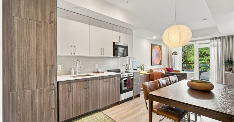229-2075 King Road, King, ON, L7B 0R6 - 6