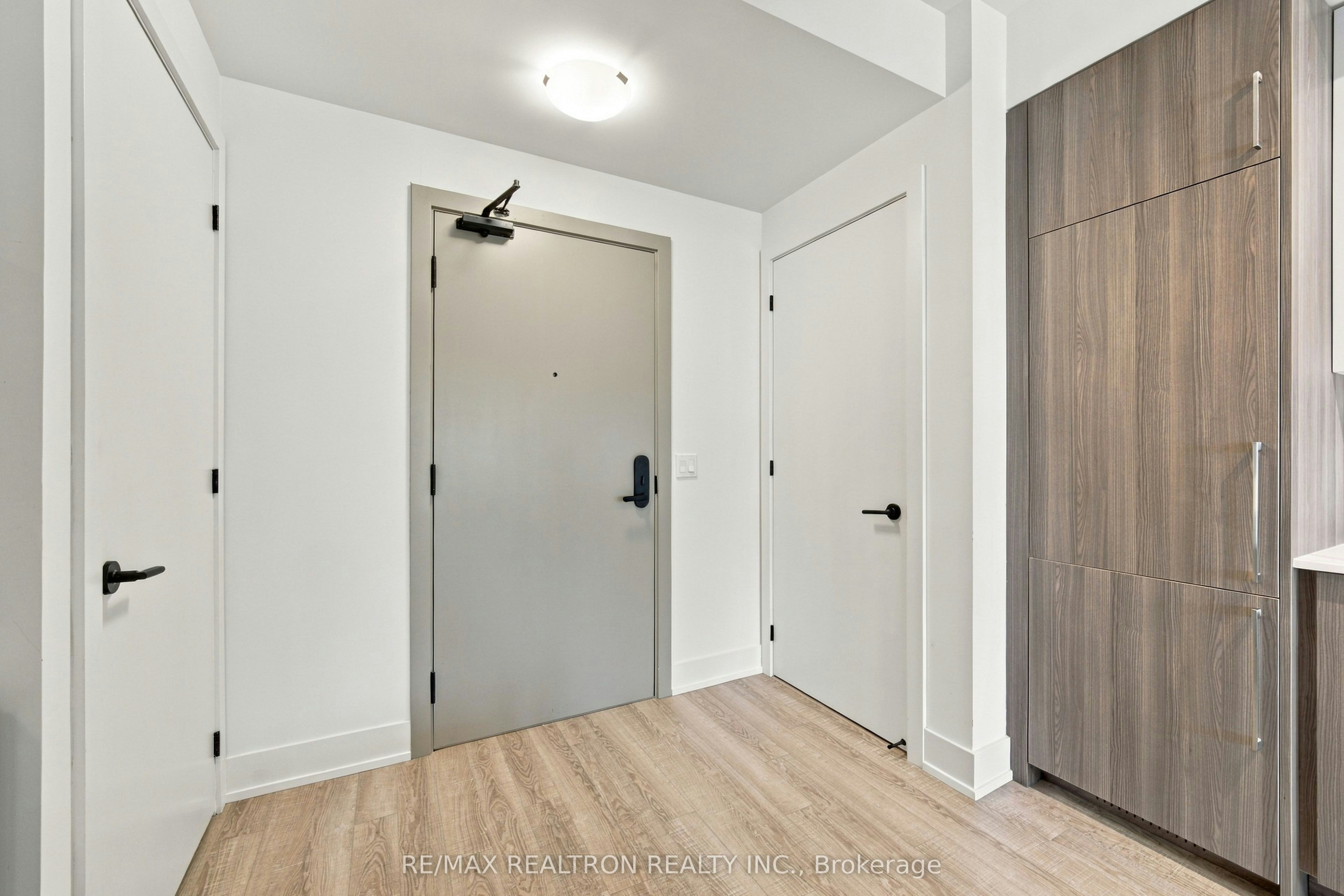 229-2075 King Road, King, ON, L7B 0R6 - 4