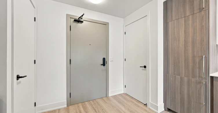 229-2075 King Road, King, ON, L7B 0R6 - 4