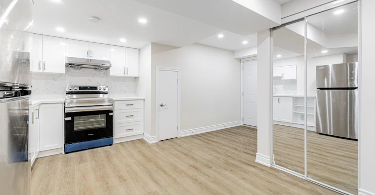 103 Beverley Glen Boulevard, Vaughan, ON, L4J 7V2 - 10