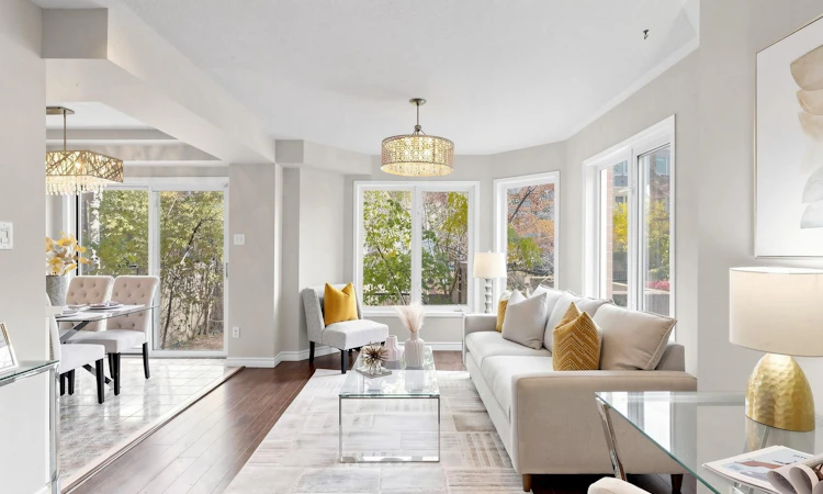 154-18 Clark Avenue W