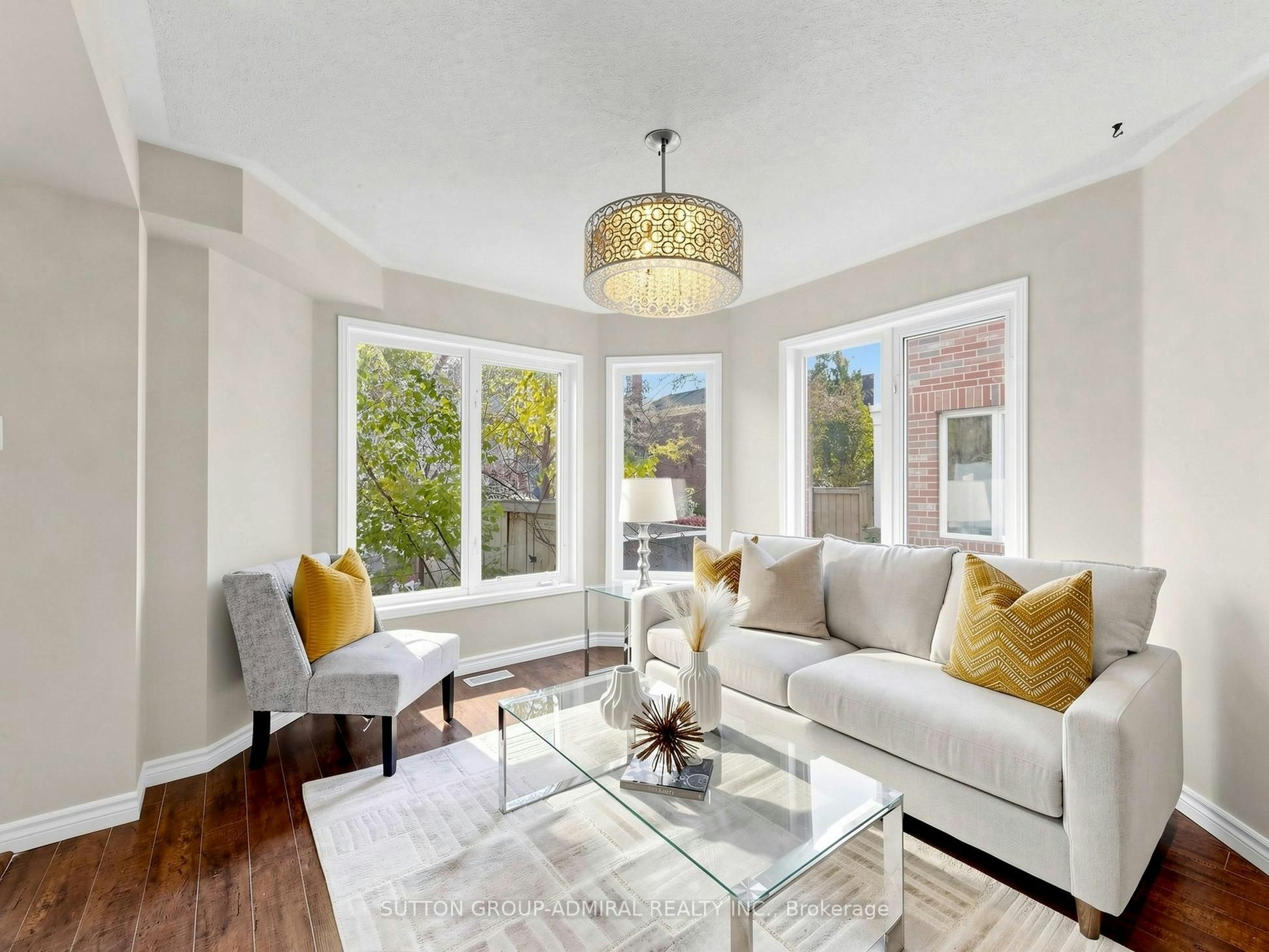 154-18 Clark Avenue W - 4