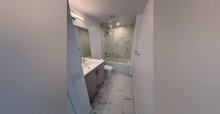 811-38 Honeycrisp Crescent, Vaughan, ON, L4K 0M8 - 3