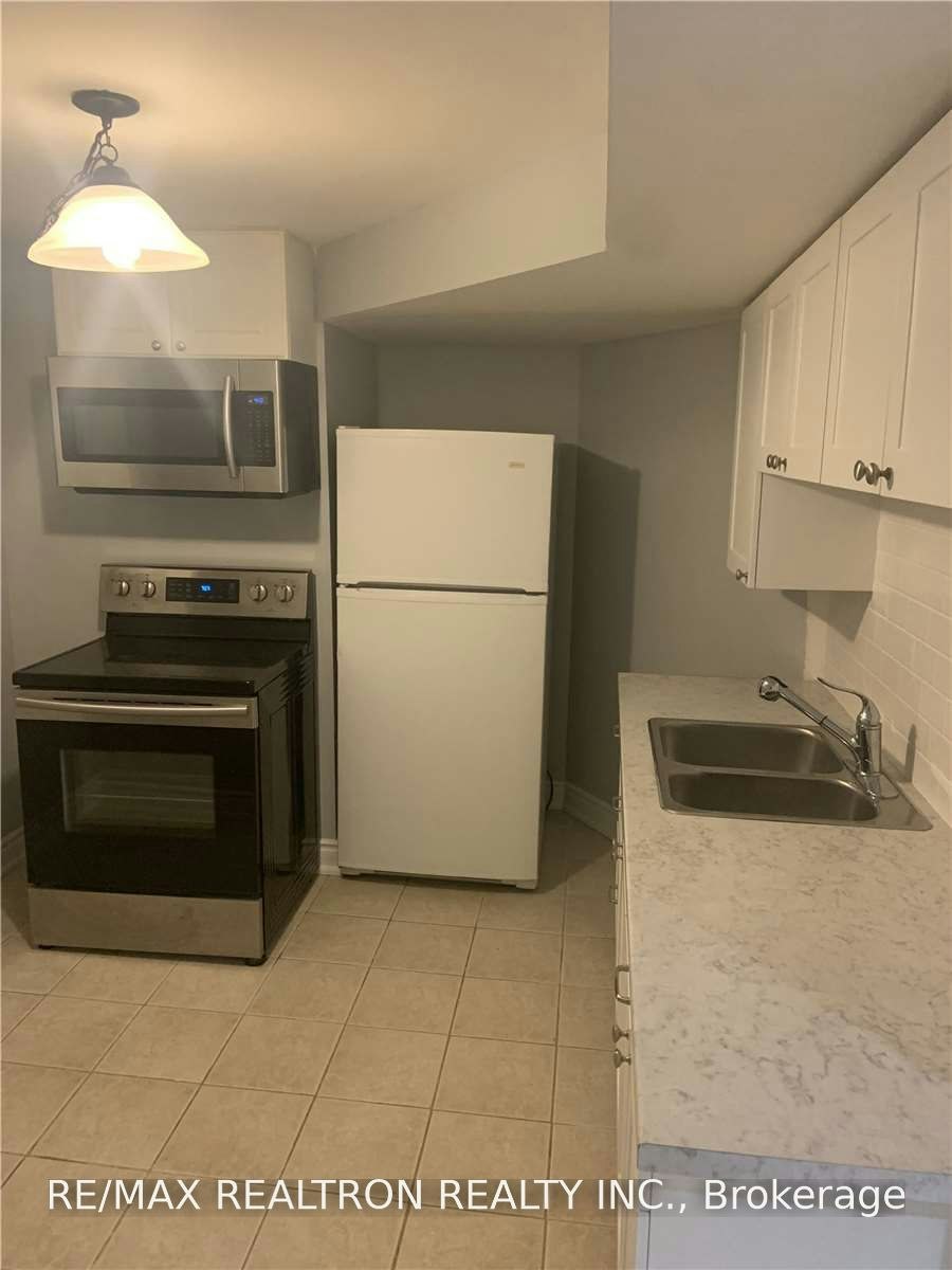 Basement-569 Pelletier Court, Newmarket, ON, L3X 2N6 - 7