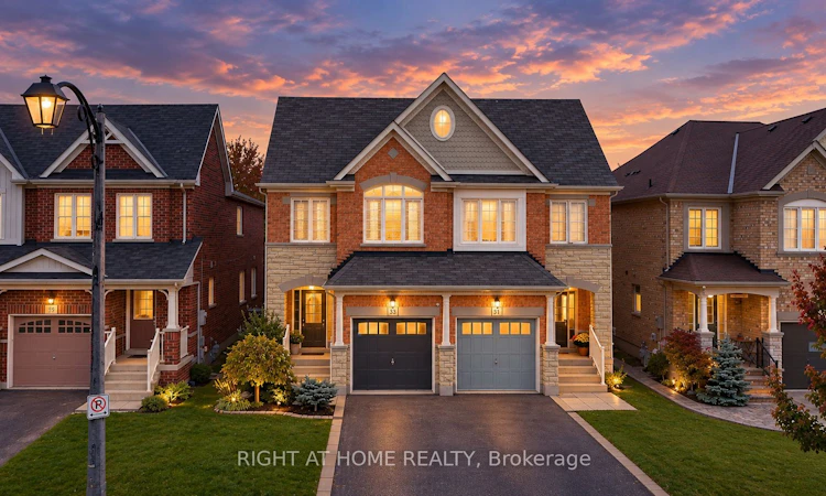 33 Russel Drive