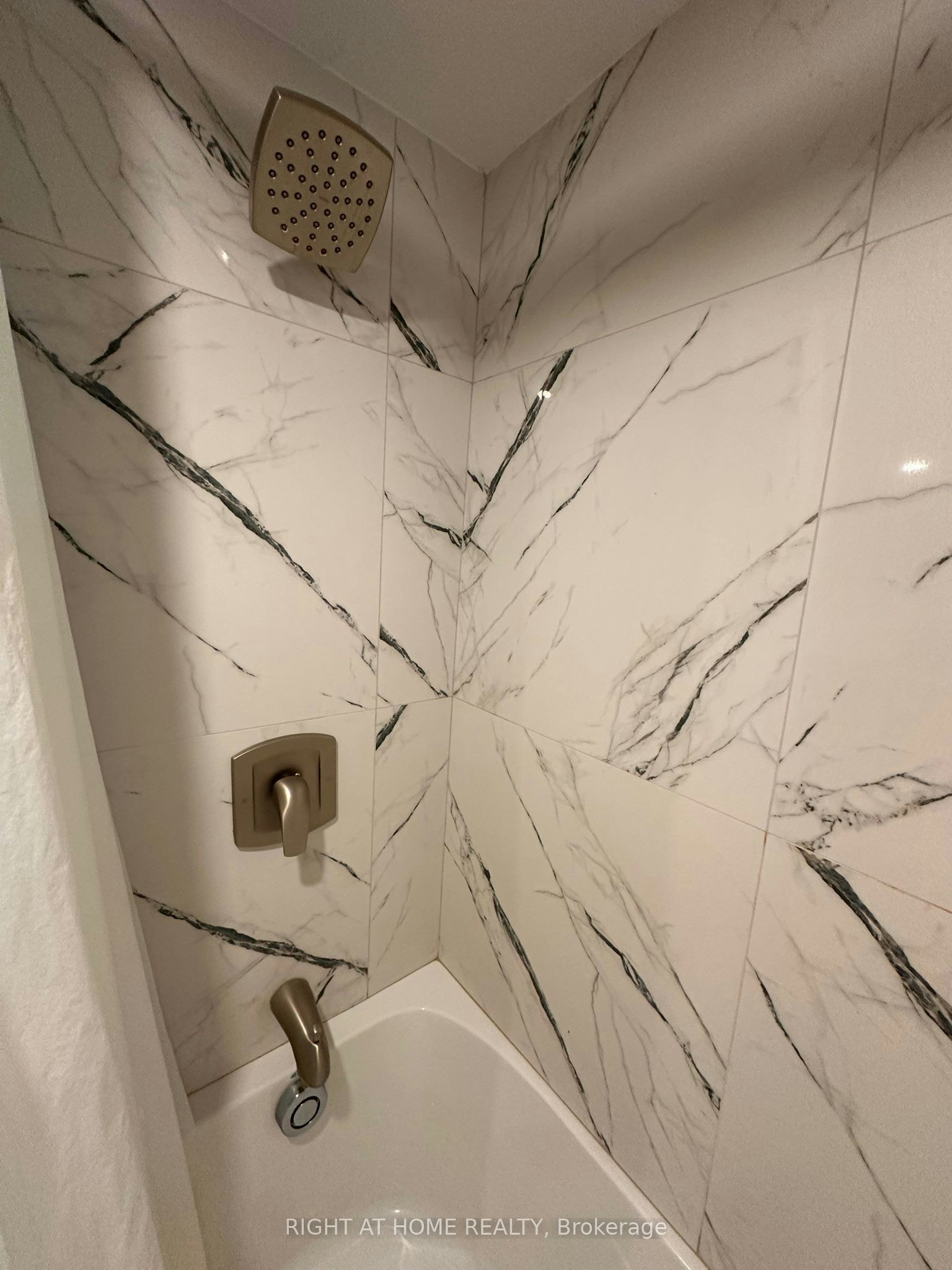 Bsmt 1-24 Sunbay Court, Richmond Hill, ON, L4E 3E3 - 11