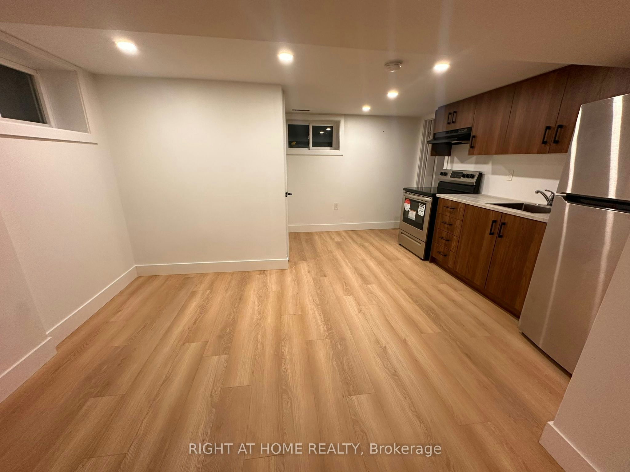 Bsmt 1-24 Sunbay Court, Richmond Hill, ON, L4E 3E3 - 18