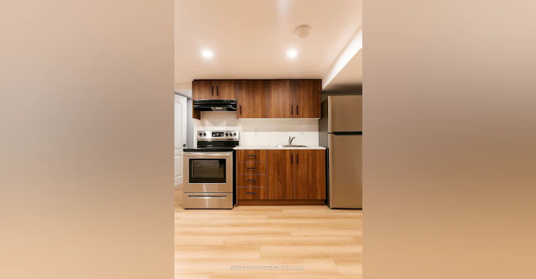 Bsmt 1-24 Sunbay Court, Richmond Hill, ON, L4E 3E3 - 3
