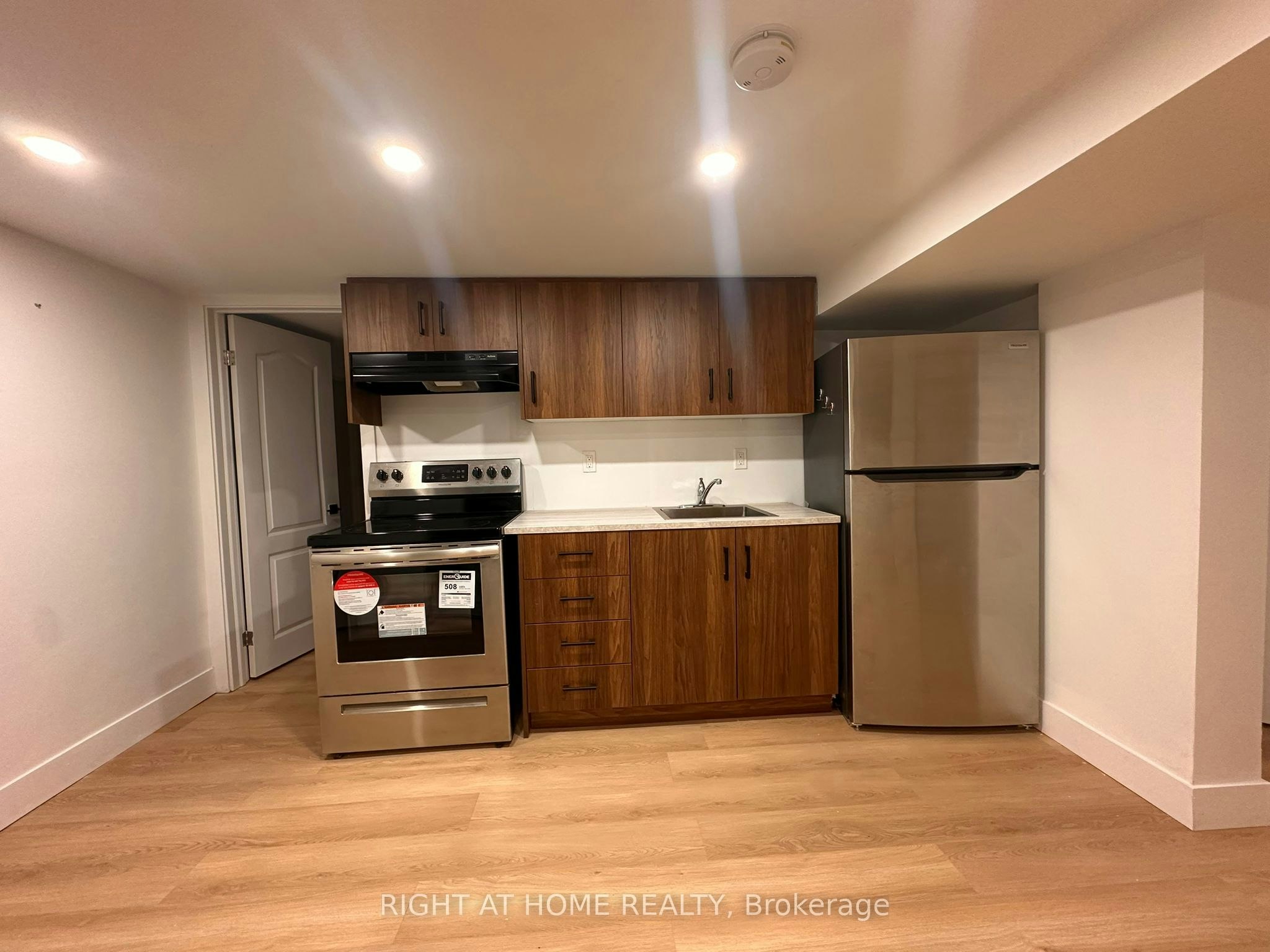 Bsmt 1-24 Sunbay Court, Richmond Hill, ON, L4E 3E3 - 7