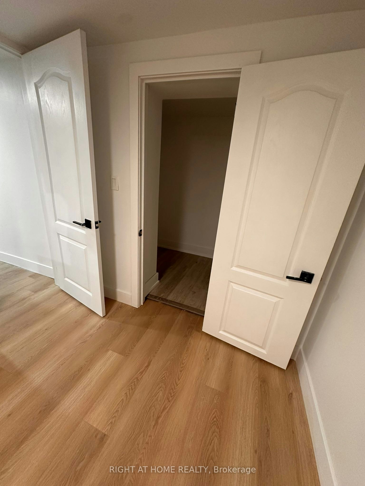 Bsmt 1-24 Sunbay Court, Richmond Hill, ON, L4E 3E3 - 17