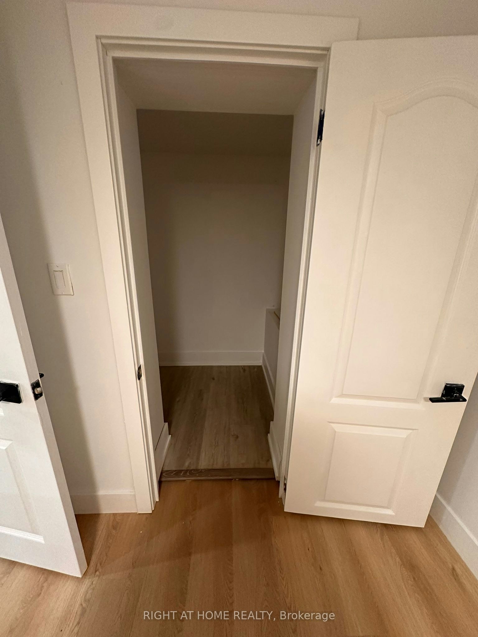 Bsmt 1-24 Sunbay Court, Richmond Hill, ON, L4E 3E3 - 16
