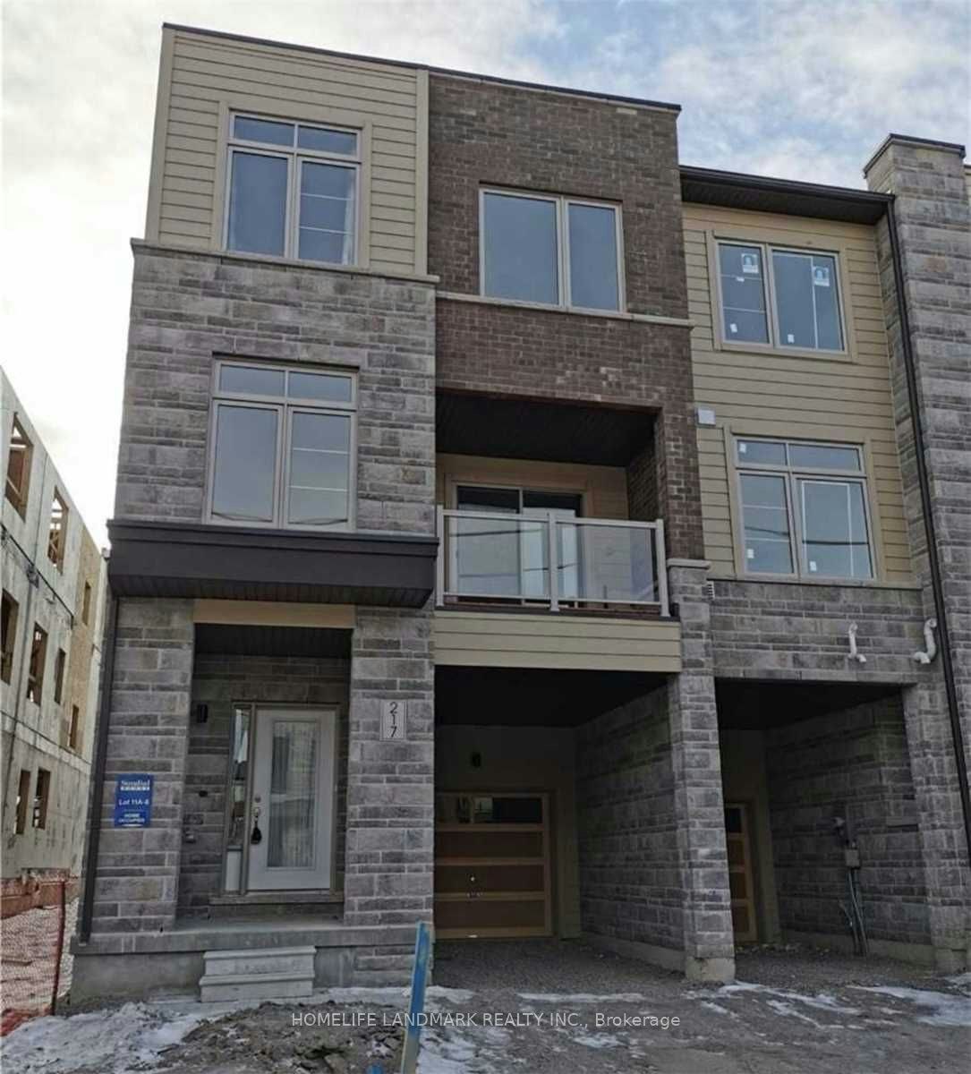 217 Vivant Street, Newmarket, ON, L3X 0K7
