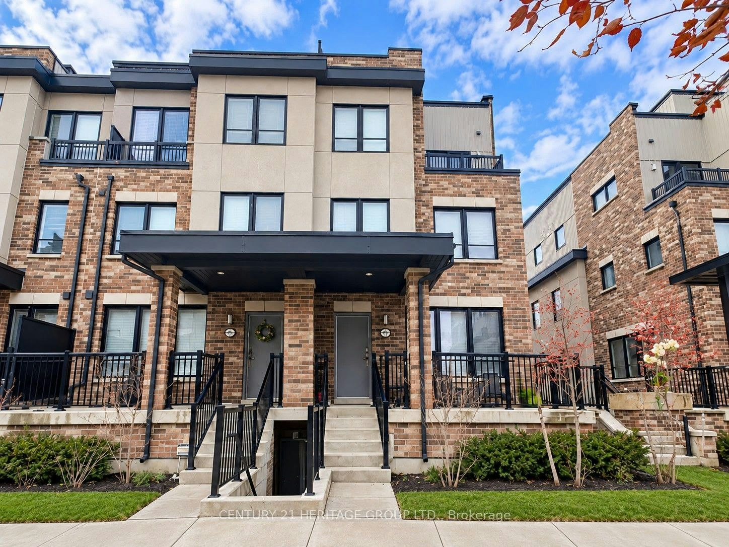 8-50 Baynes Way, Bradford West Gwillimbury, ON, L3Z 4M4