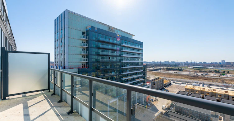 1110-38 Honeycrisp Crescent, Vaughan, ON, L4K 0M8 - 25