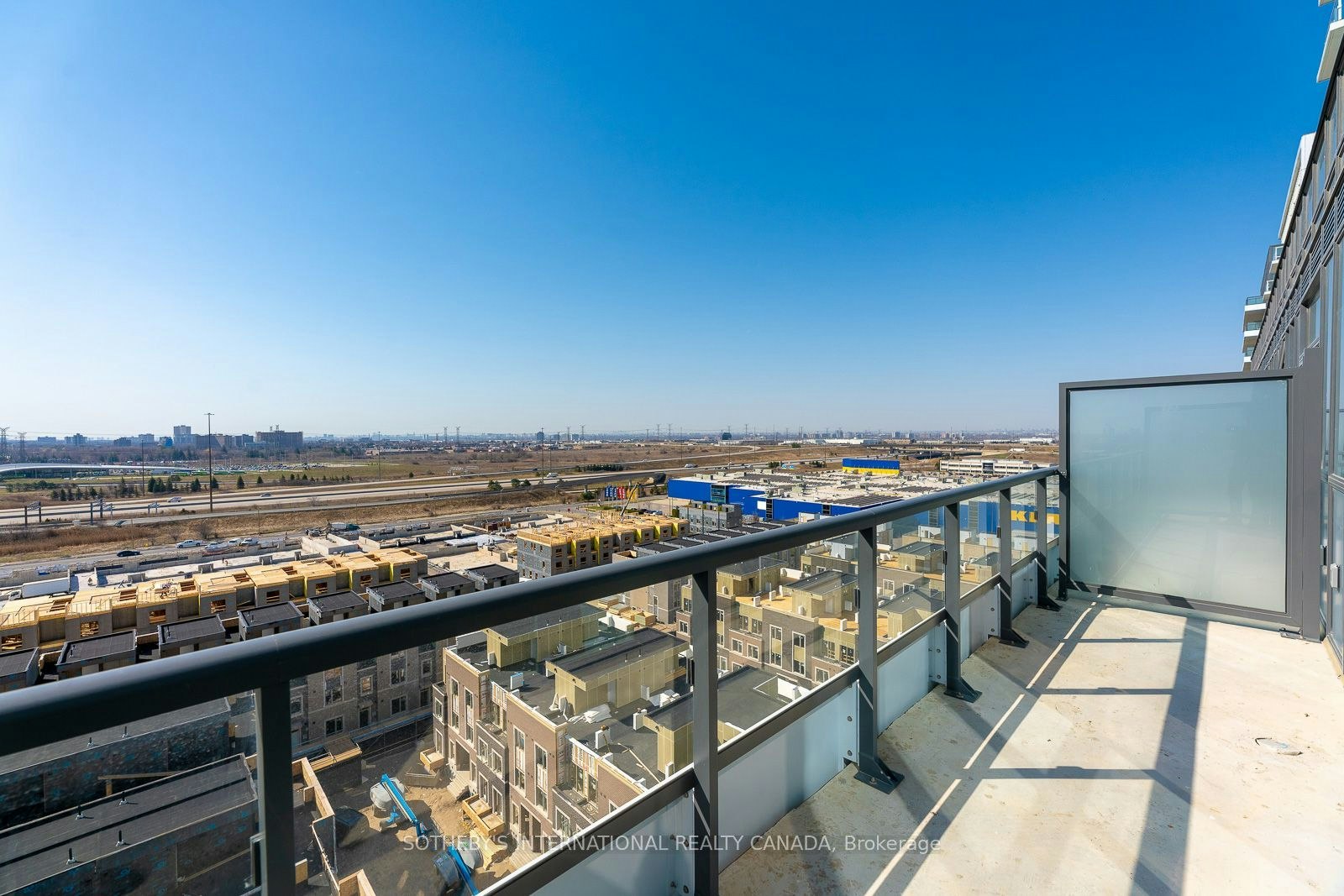1110-38 Honeycrisp Crescent, Vaughan, ON, L4K 0M8 - 26