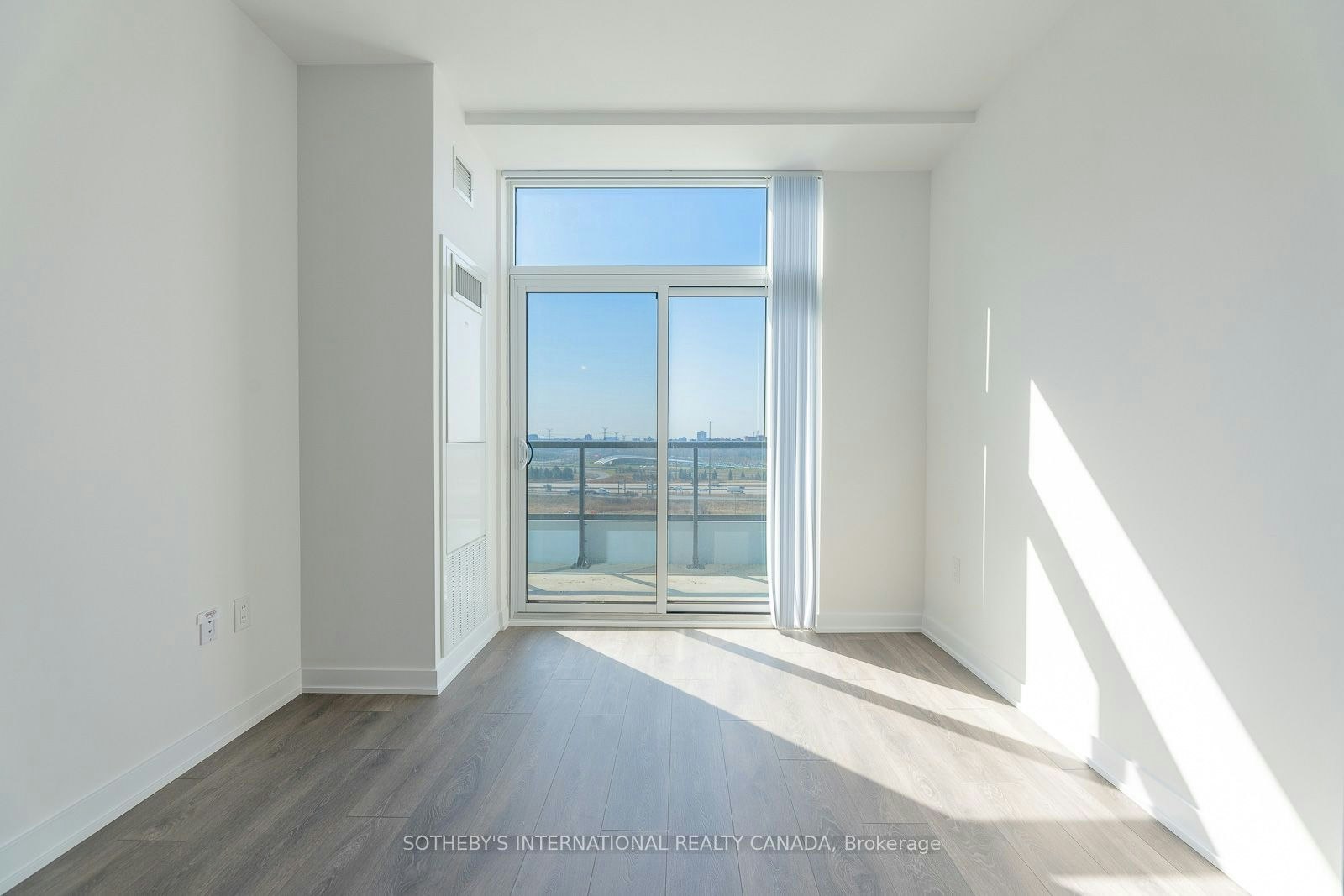 1110-38 Honeycrisp Crescent, Vaughan, ON, L4K 0M8 - 15
