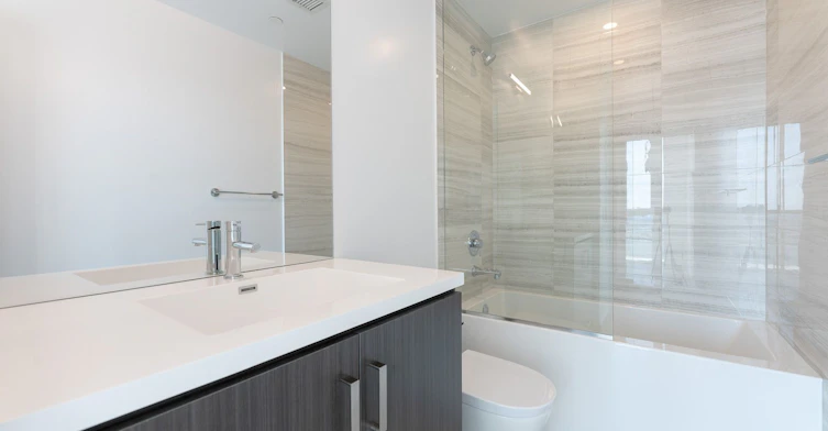 1110-38 Honeycrisp Crescent, Vaughan, ON, L4K 0M8 - 23