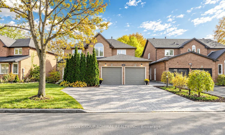 104 Topham Crescent