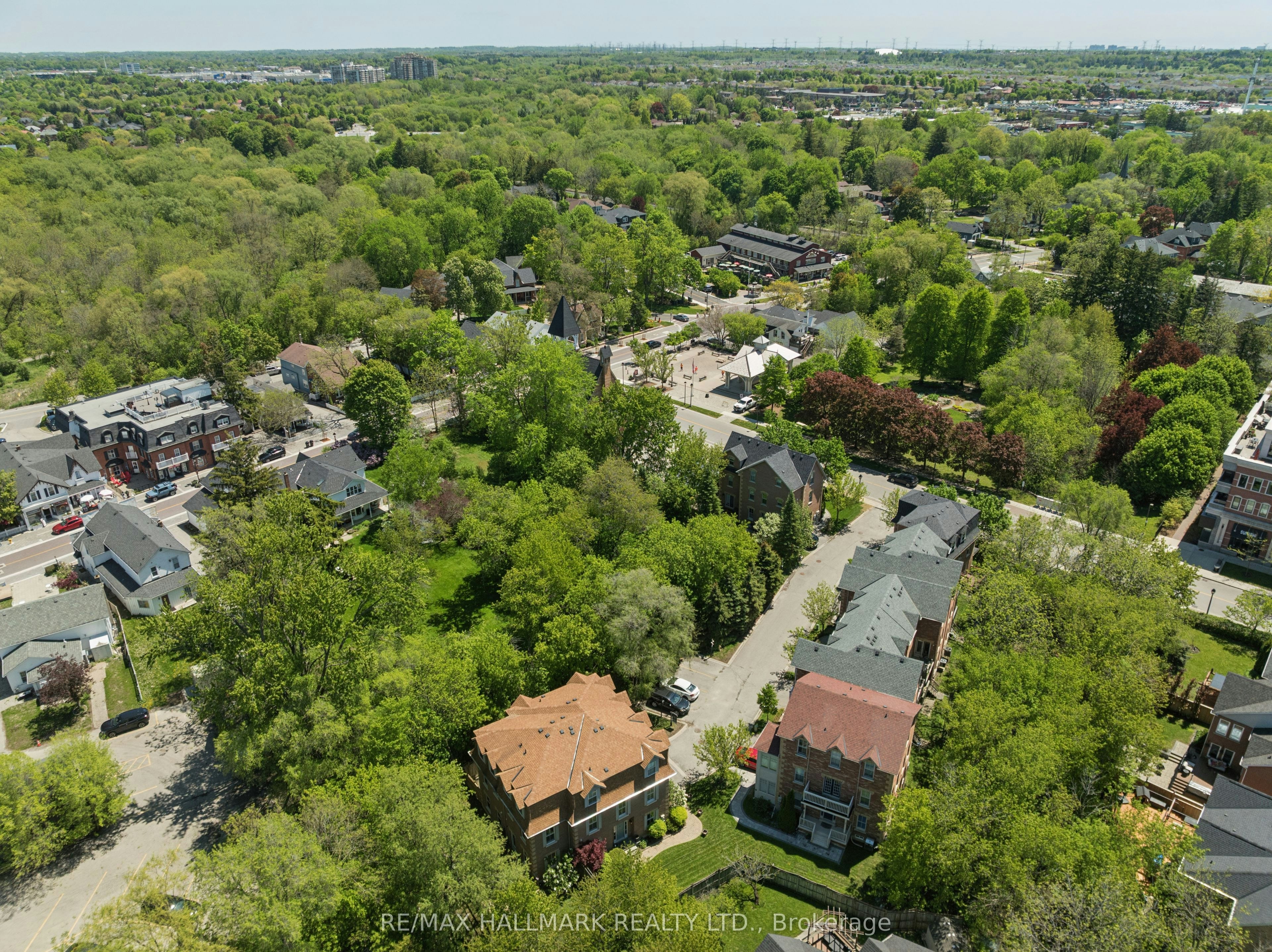 13 E J Lennox Way, Markham, ON, L3R 5K7 - 48