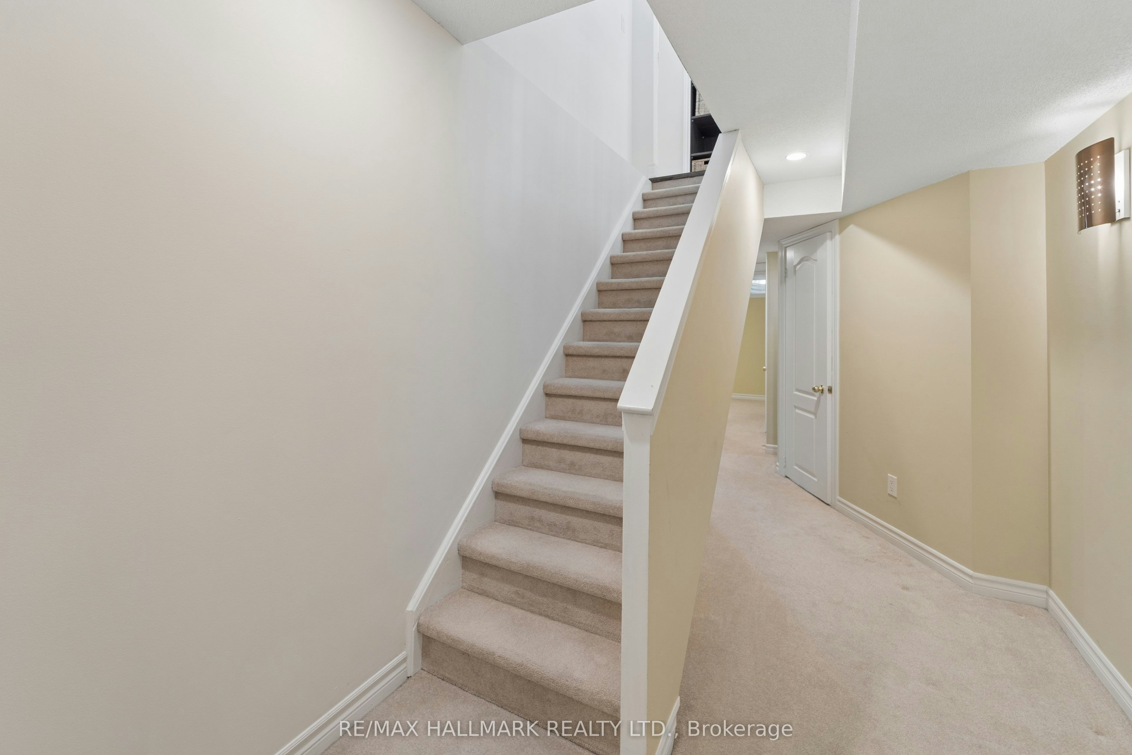 13 E J Lennox Way, Markham, ON, L3R 5K7 - 41