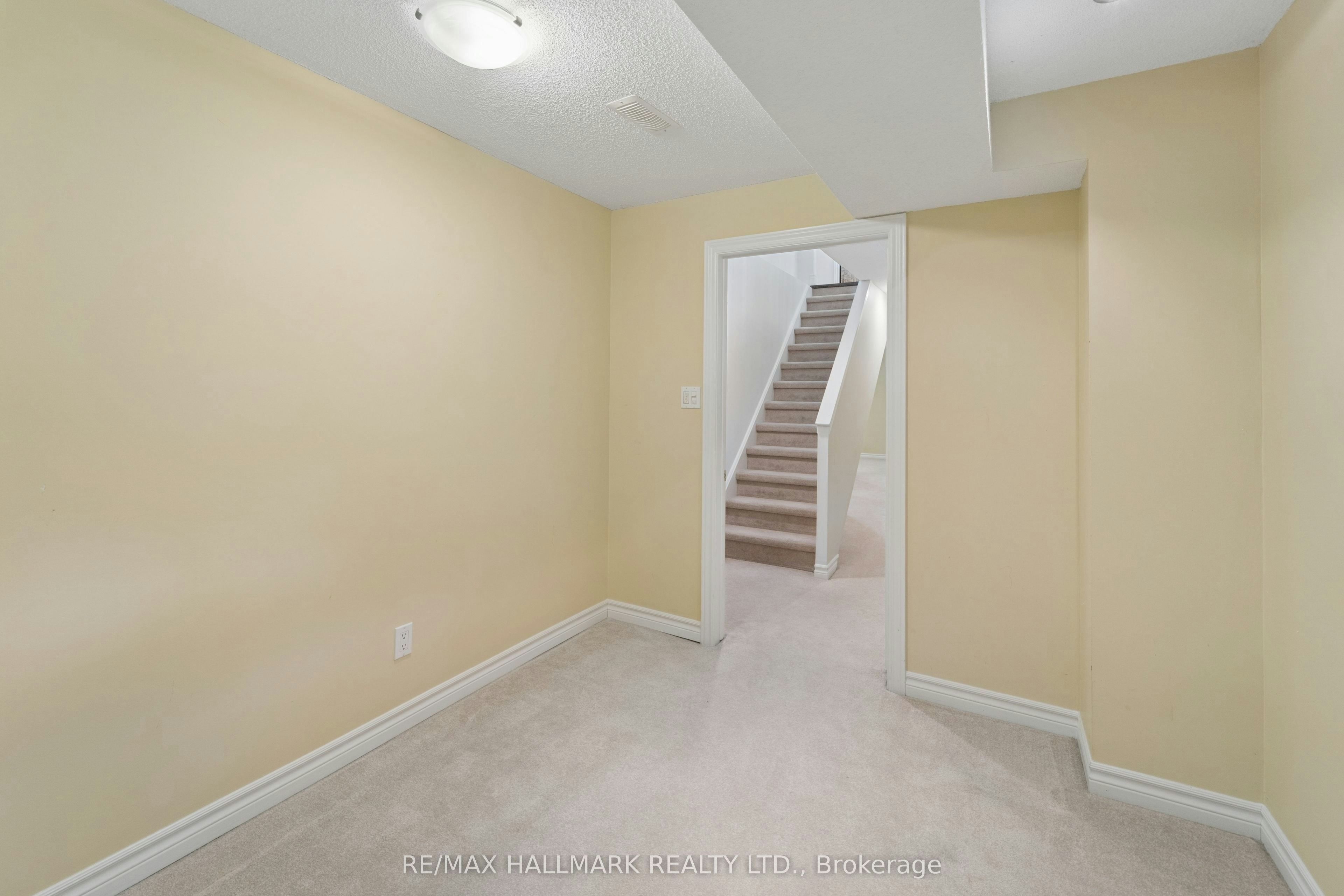 13 E J Lennox Way, Markham, ON, L3R 5K7 - 42