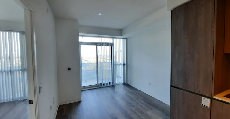 1803-8 Interchange Way, Vaughan, ON, L4K 5Z7 - 4