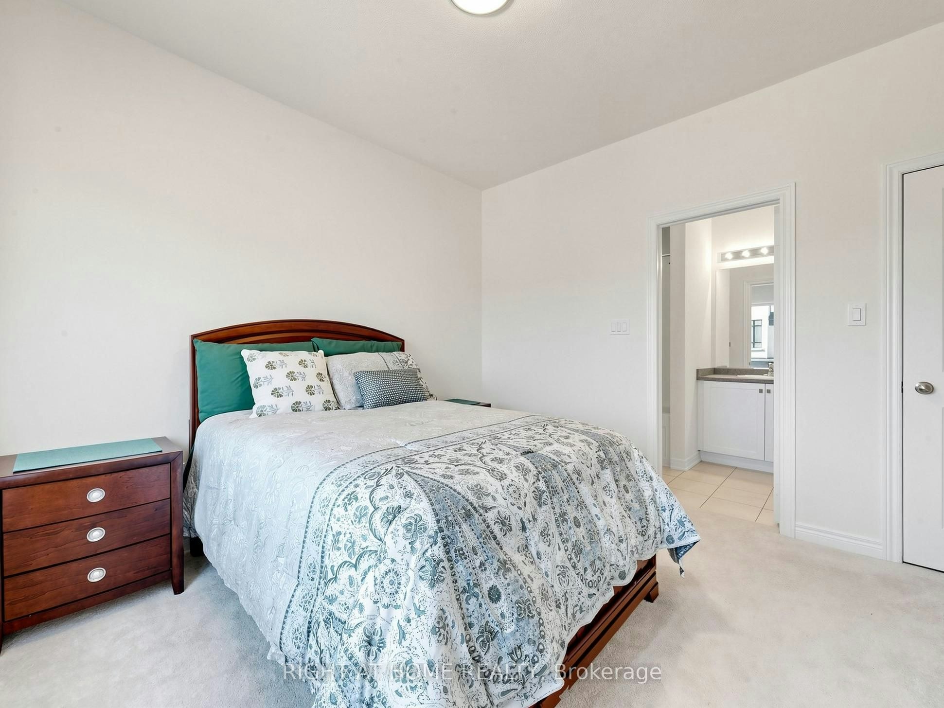 231 Fallharvest Way, Whitchurch-Stouffville, ON, L4A 5C2 - 32