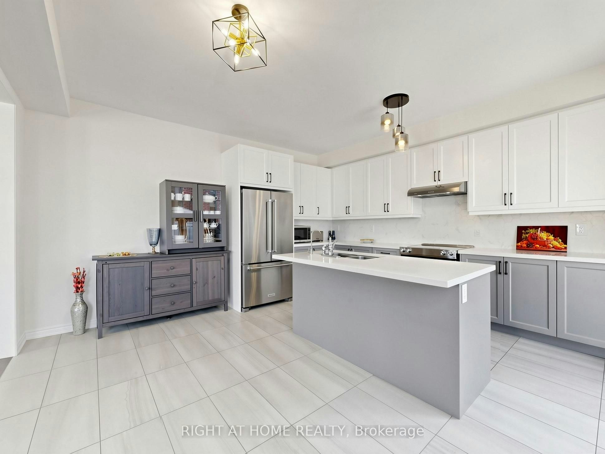 231 Fallharvest Way, Whitchurch-Stouffville, ON, L4A 5C2 - 17