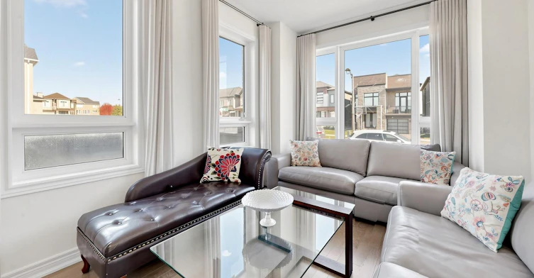 231 Fallharvest Way, Whitchurch-Stouffville, ON, L4A 5C2 - 8