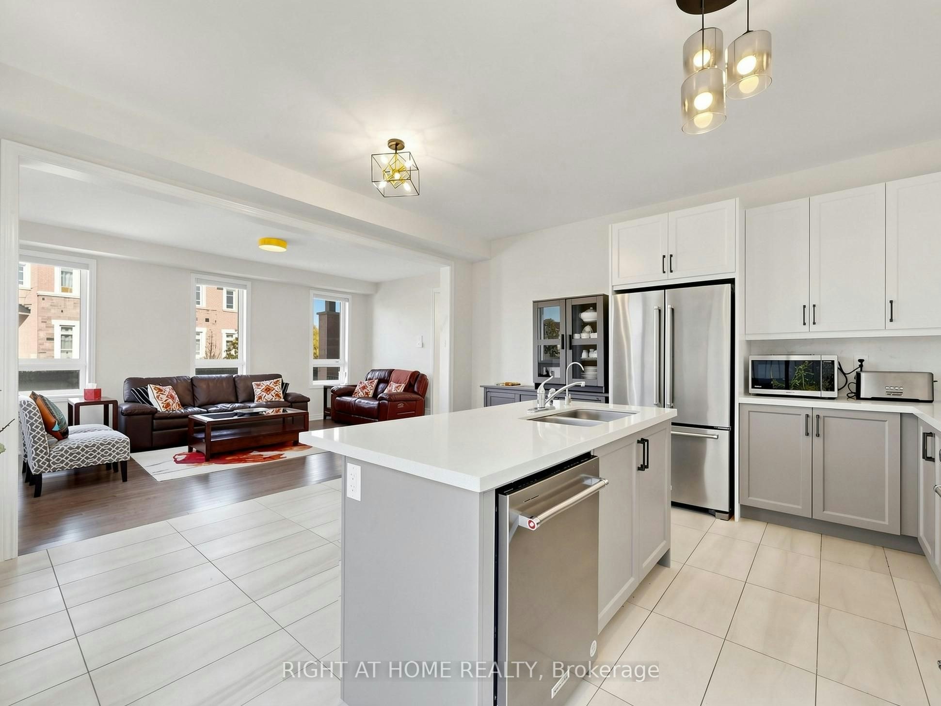 231 Fallharvest Way, Whitchurch-Stouffville, ON, L4A 5C2 - 18
