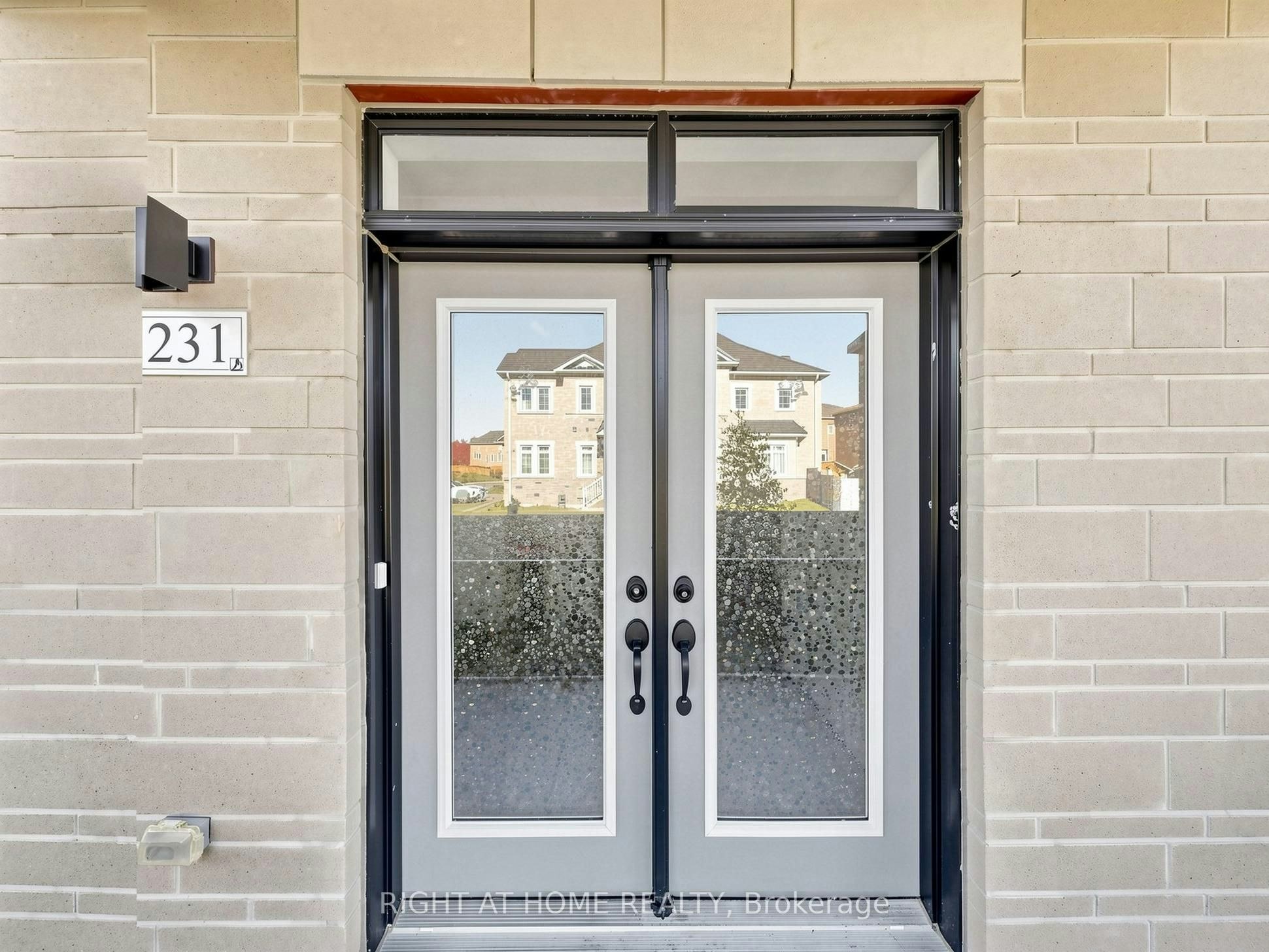 231 Fallharvest Way, Whitchurch-Stouffville, ON, L4A 5C2 - 7