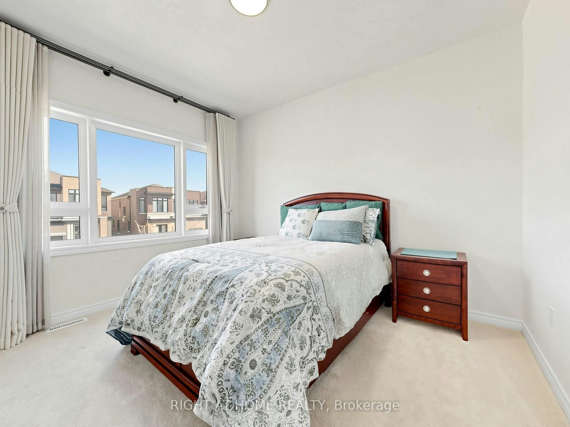 231 Fallharvest Way, Whitchurch-Stouffville, ON, L4A 5C2 - 31