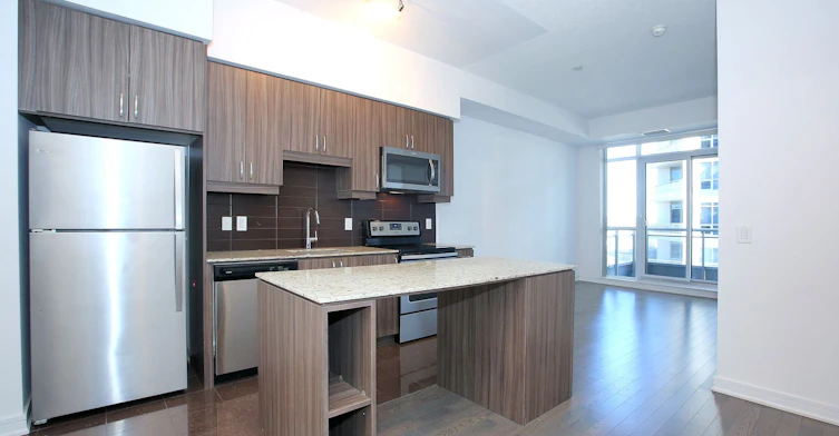 SW 807-9191 Yonge Street, Richmond Hill, ON, L4C 1E2 - 4