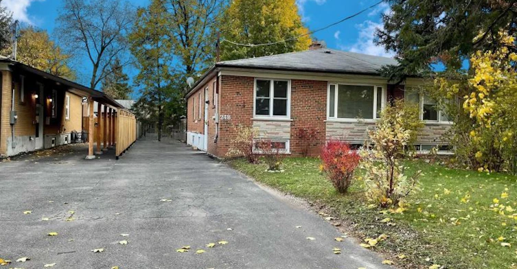 248 Elka Drive, Richmond Hill, ON, L4C 3A3