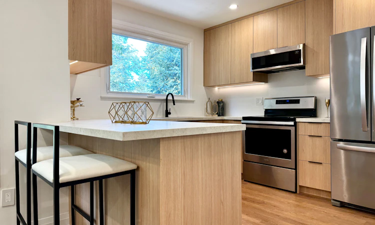 246 Zelda Crescent