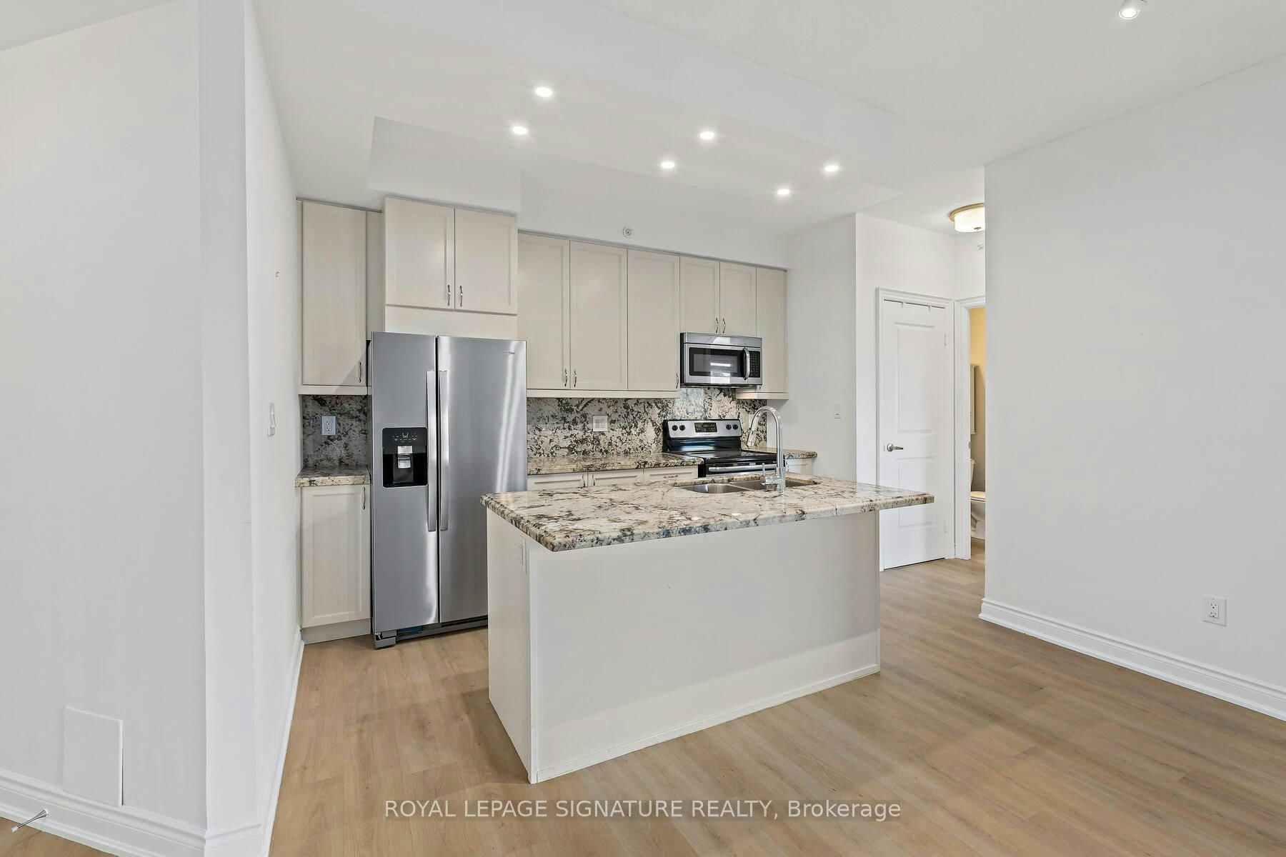 220-2396 Major Mackenzie Drive W, Vaughan, ON, L6A 4Y1 - 4