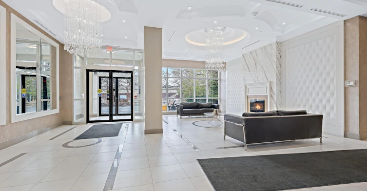220-2396 Major Mackenzie Drive W, Vaughan, ON, L6A 4Y1 - 3