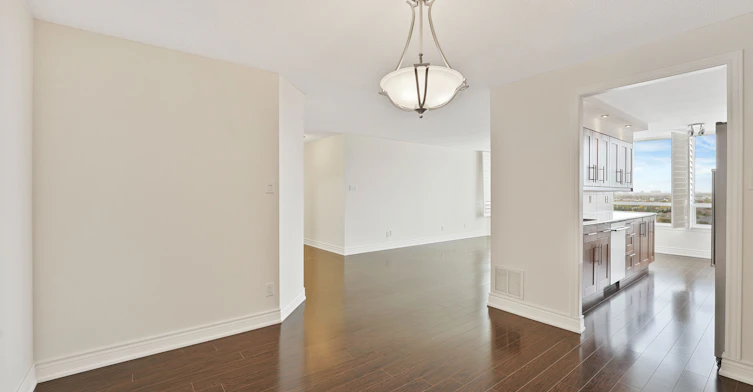1508-120 Promenade Circle, Vaughan, ON, L4J 7W9 - 7