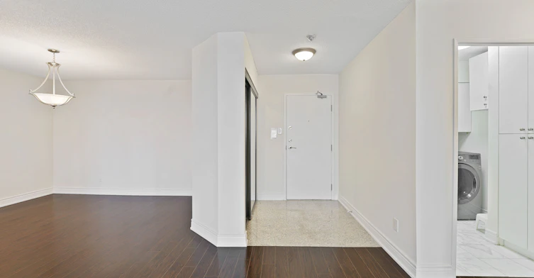 1508-120 Promenade Circle, Vaughan, ON, L4J 7W9 - 2