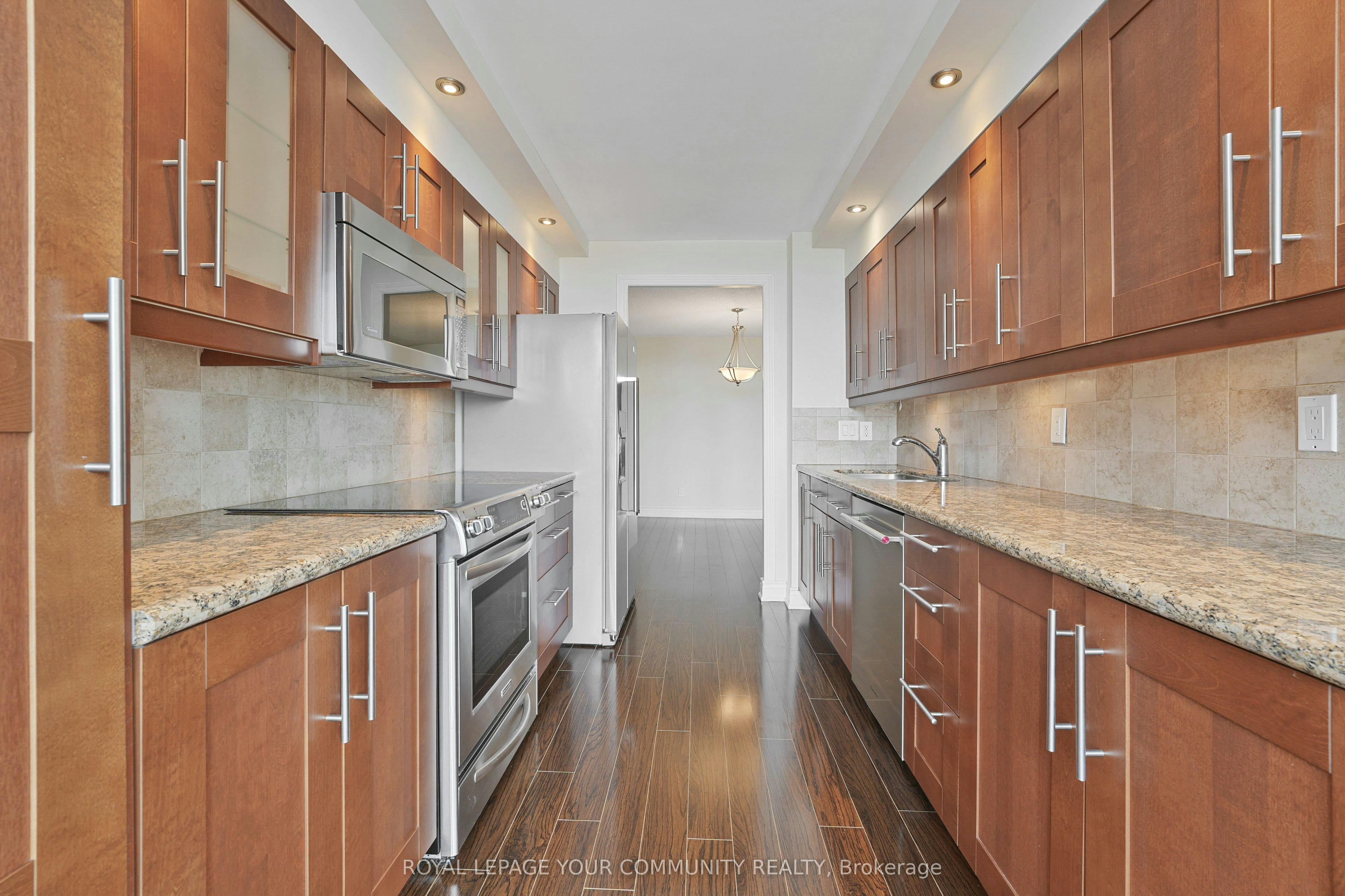 1508-120 Promenade Circle, Vaughan, ON, L4J 7W9 - 15