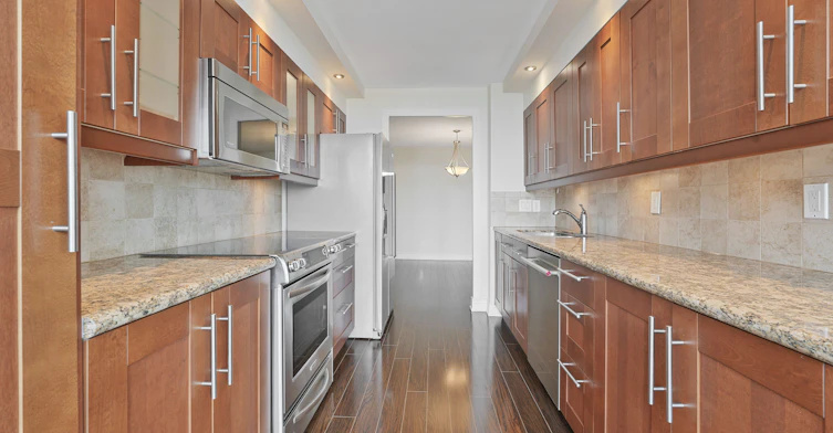 1508-120 Promenade Circle, Vaughan, ON, L4J 7W9 - 15