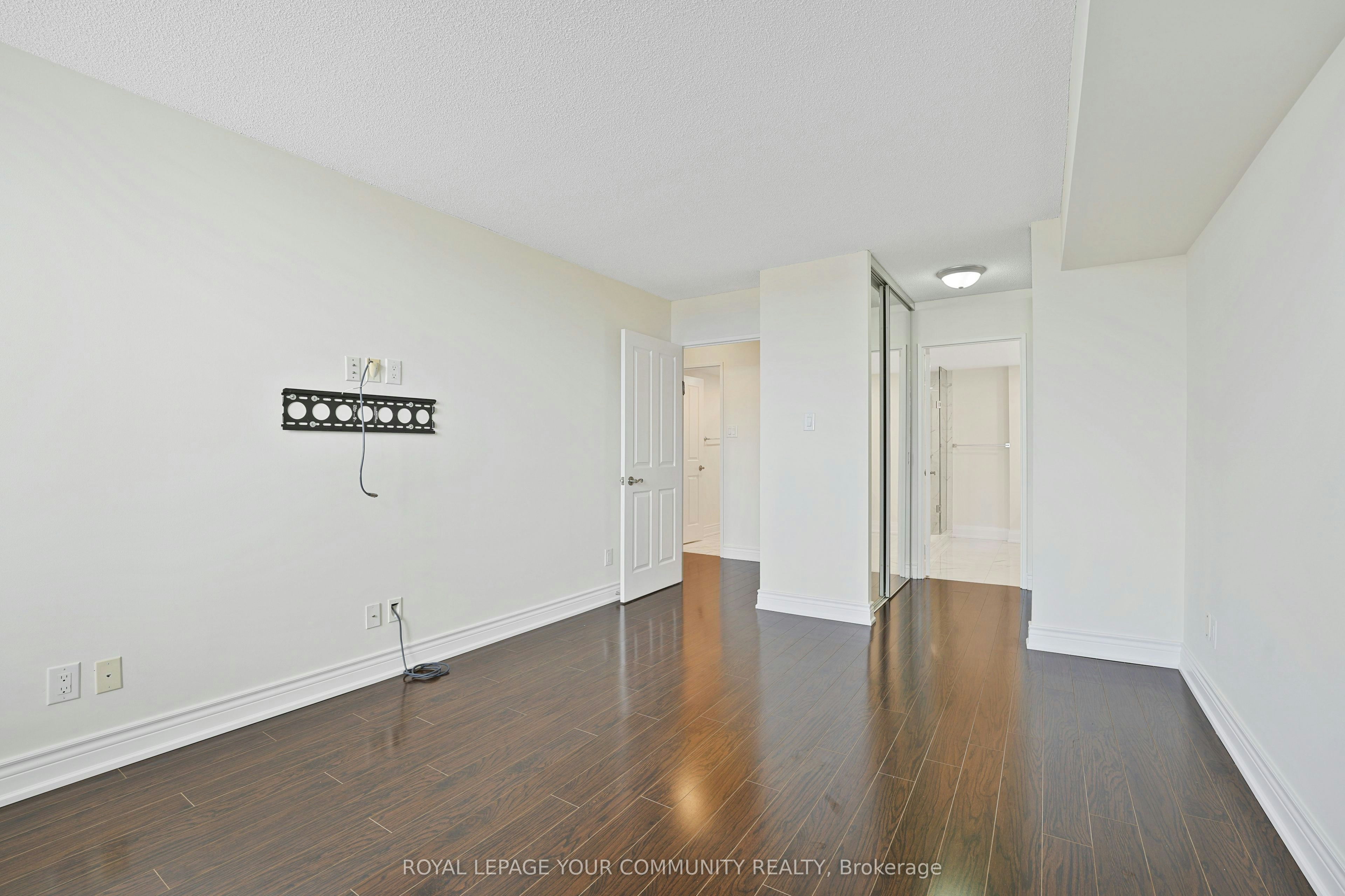 1508-120 Promenade Circle, Vaughan, ON, L4J 7W9 - 22