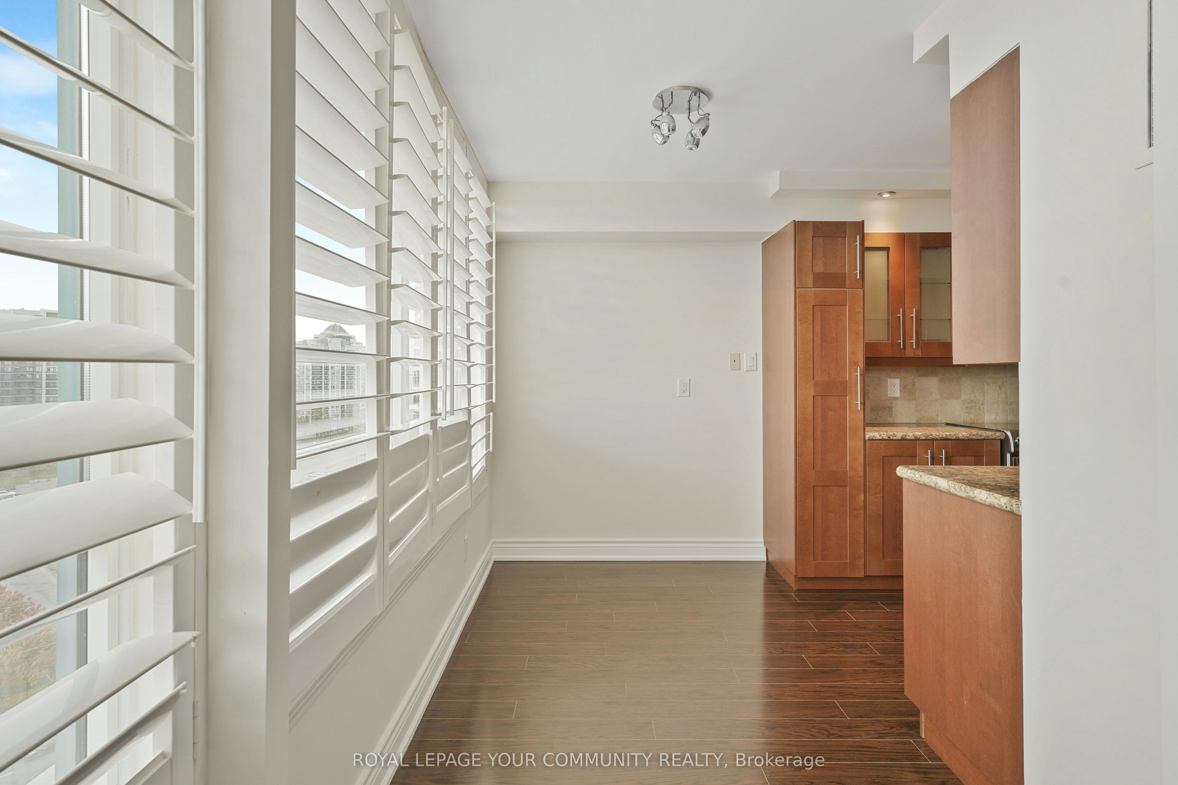 1508-120 Promenade Circle, Vaughan, ON, L4J 7W9 - 9