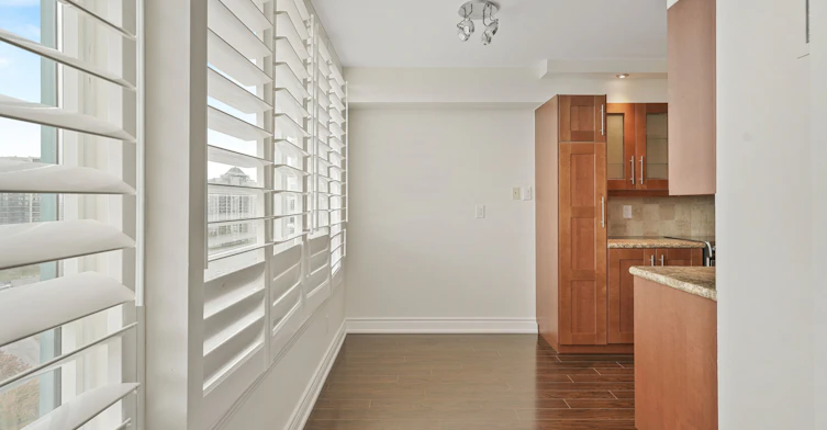 1508-120 Promenade Circle, Vaughan, ON, L4J 7W9 - 9