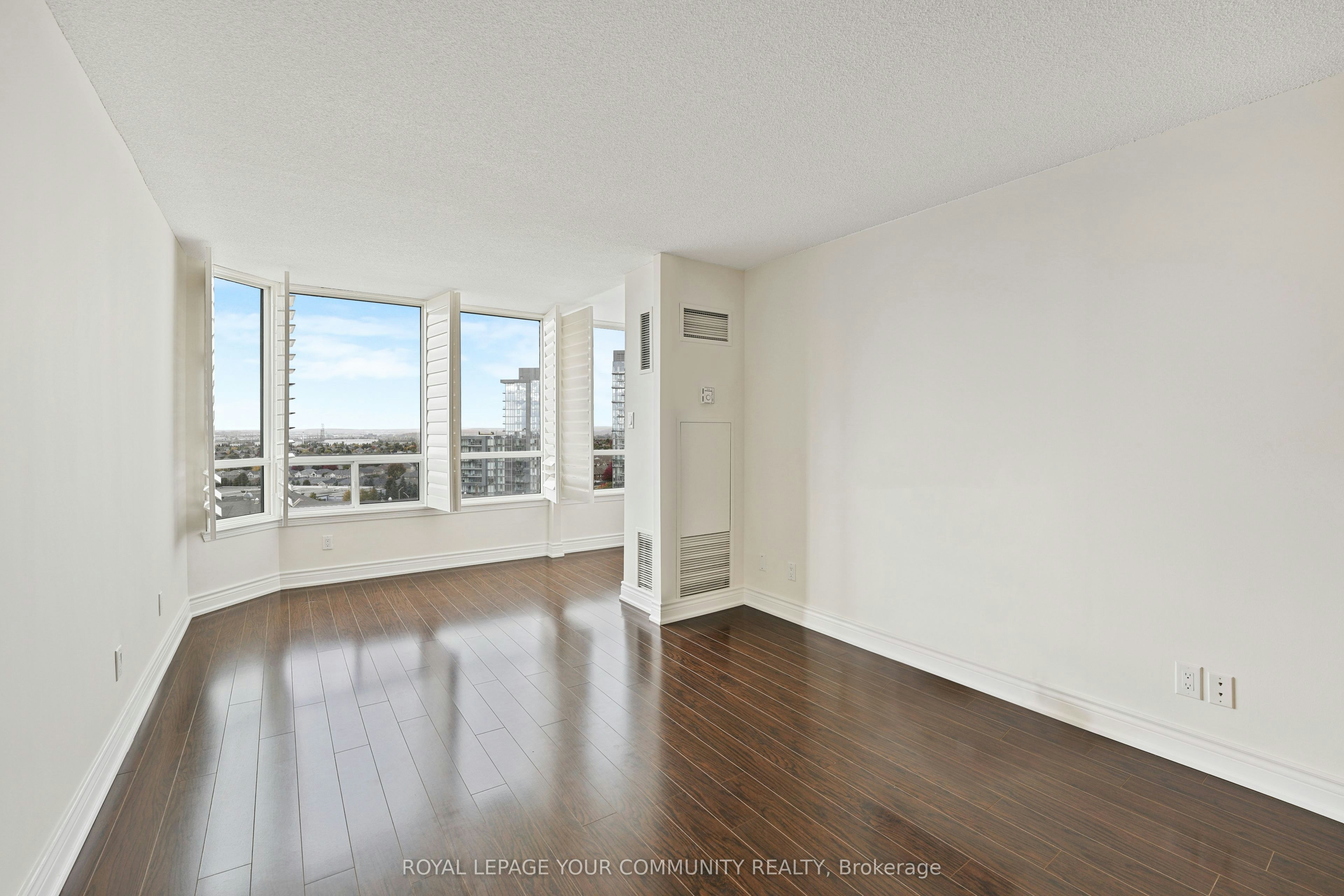 1508-120 Promenade Circle, Vaughan, ON, L4J 7W9 - 5