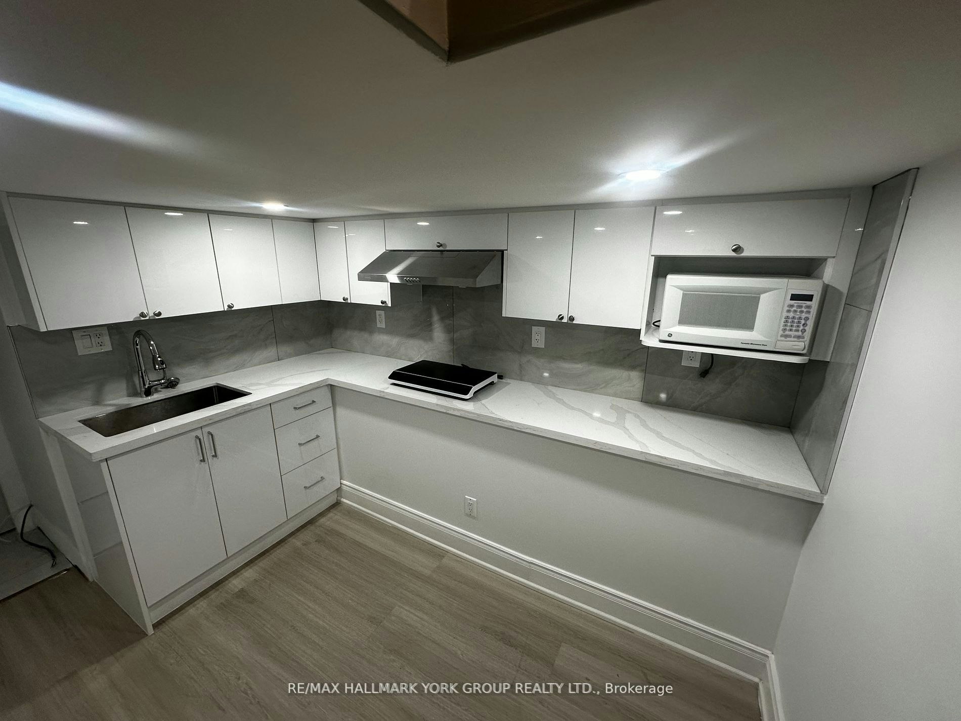 Upper-420 Osborne Street, Brock, ON, L0K 1A0 - 5